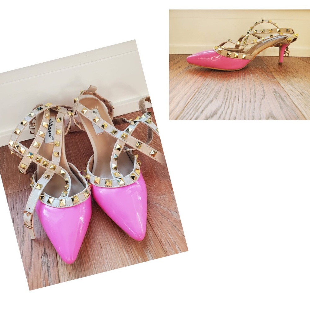 Heel pink shoes